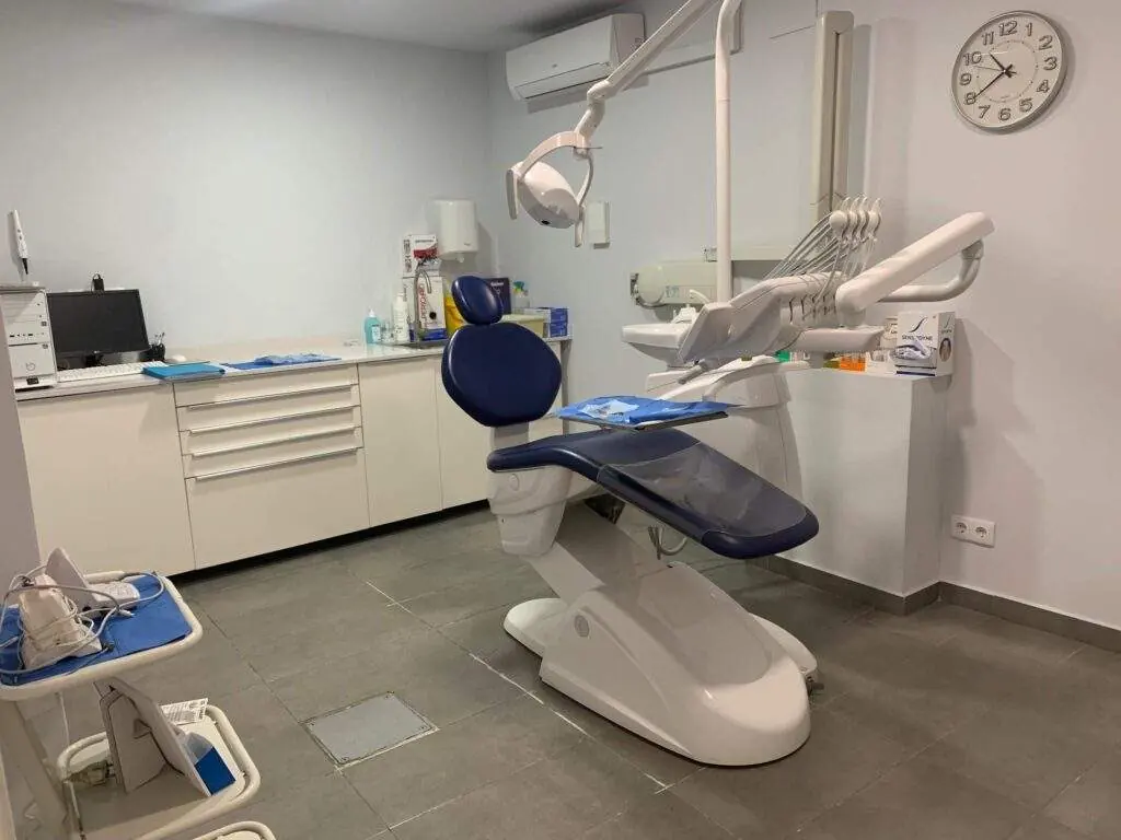Gabinete dental de Clínica Dental Garraf 4 en Cornellà